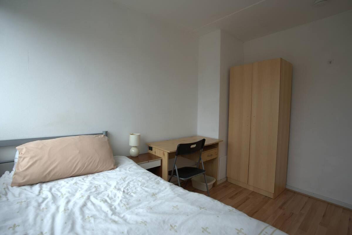 Double Room In Private Apartment Londres Extérieur photo